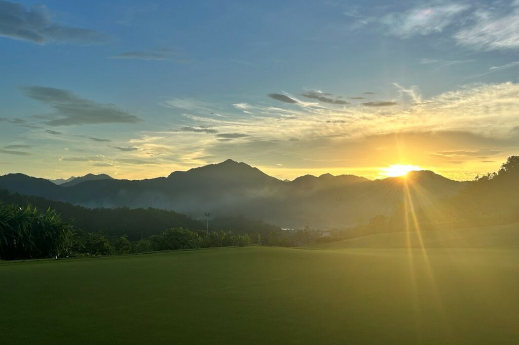 Hilltop Valley Golf Club overview