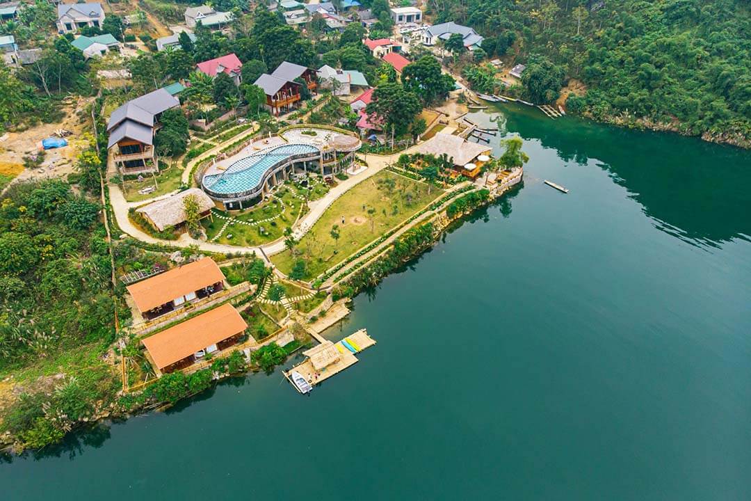 View of Mo Village from above looking down